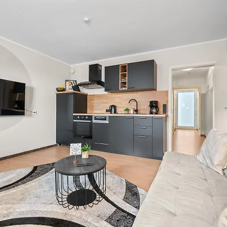 Blickfang - Zentrale Im Herzen Von *